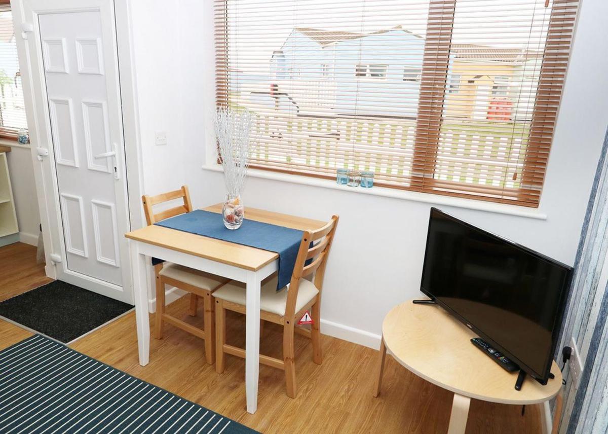 Mundesley Holiday Village Esterno foto