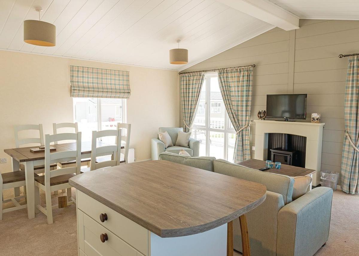 Mundesley Holiday Village Esterno foto
