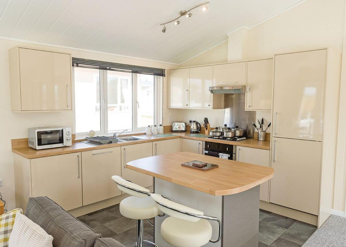 Mundesley Holiday Village Esterno foto